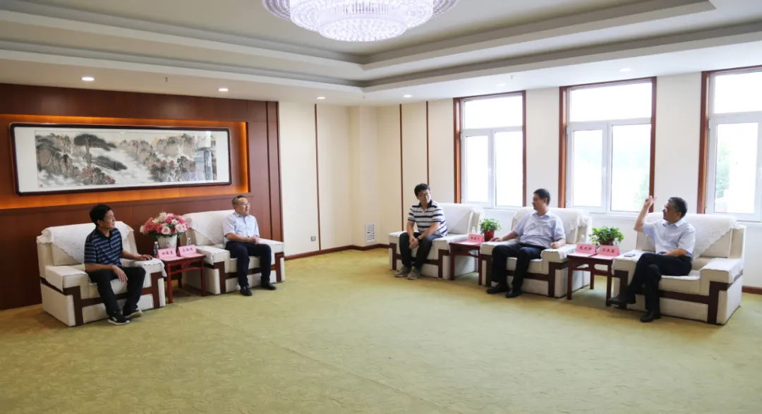 田俊勇副市长一行光临河北工业大学调查互换(图1)